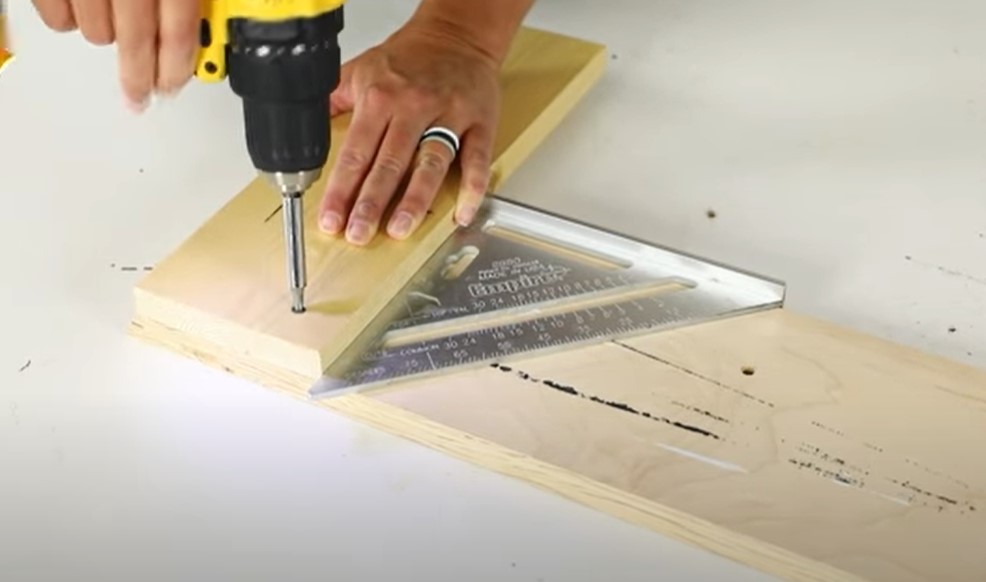 Circular Saw Straight Cut With DIY Jigs