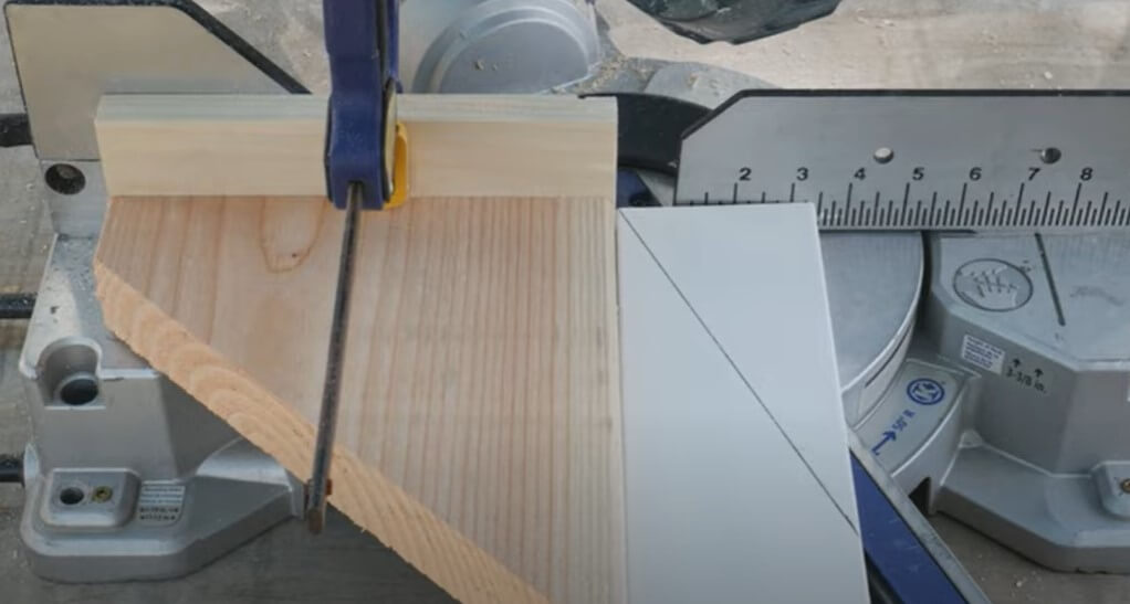 Cutting Acute Angles On A Miter Saw