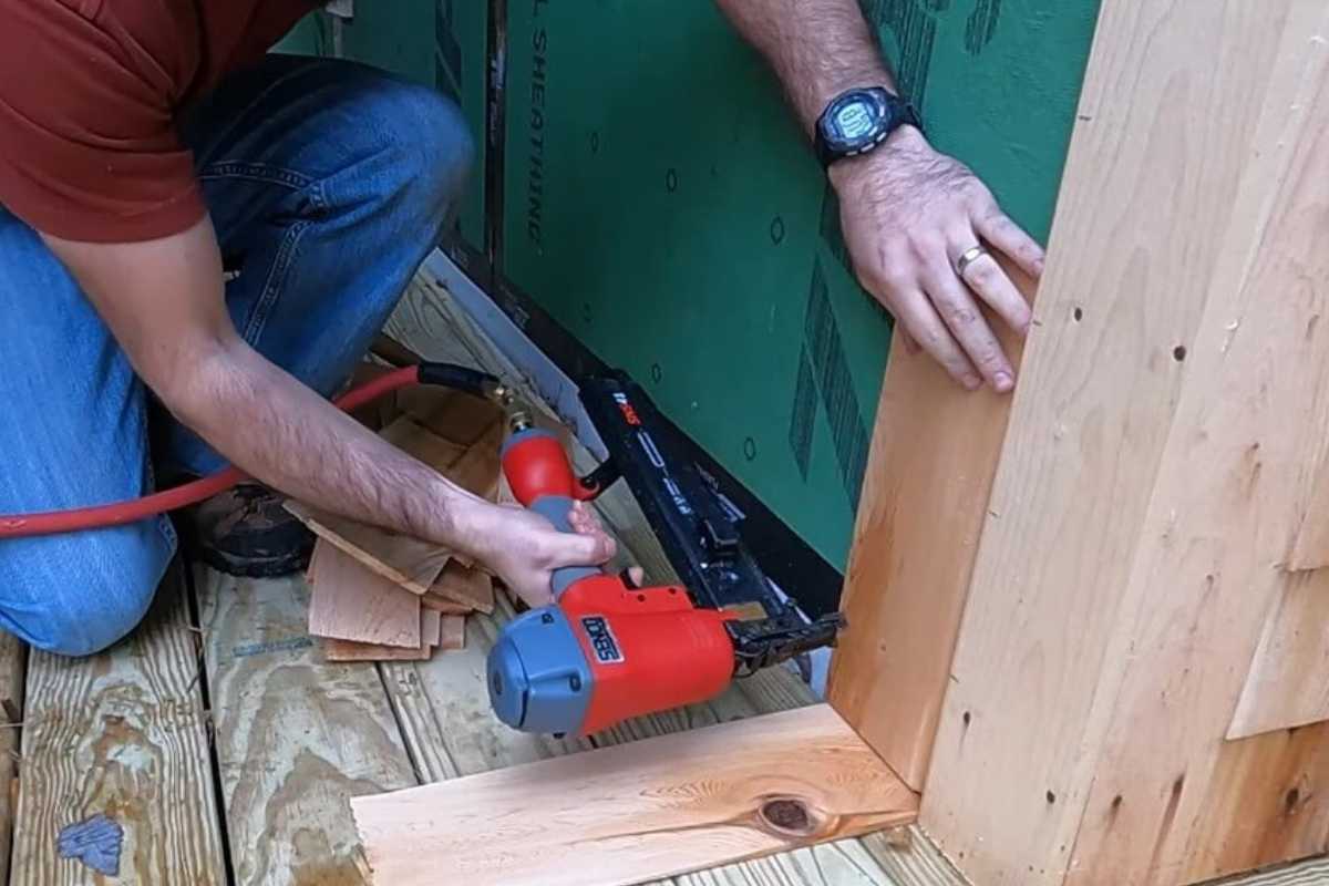 what-nail-gun-to-use-for-cedar-shingles-expert-tips-tools-mirror