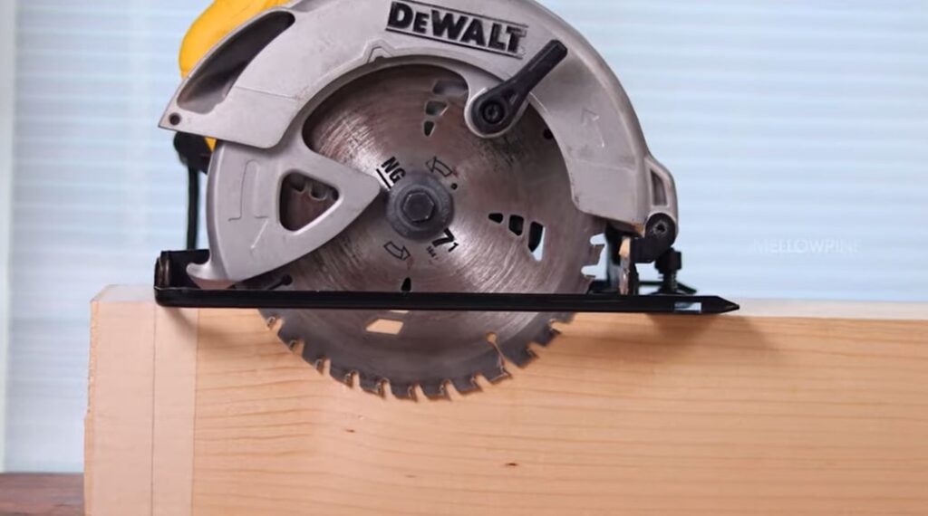 Set the max depth of circular saw