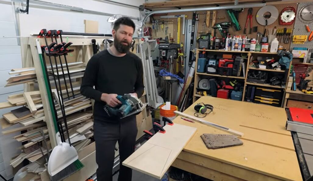 Why Does My Circular Saw Kickback? Learn How to Prevent It Tools Mirror