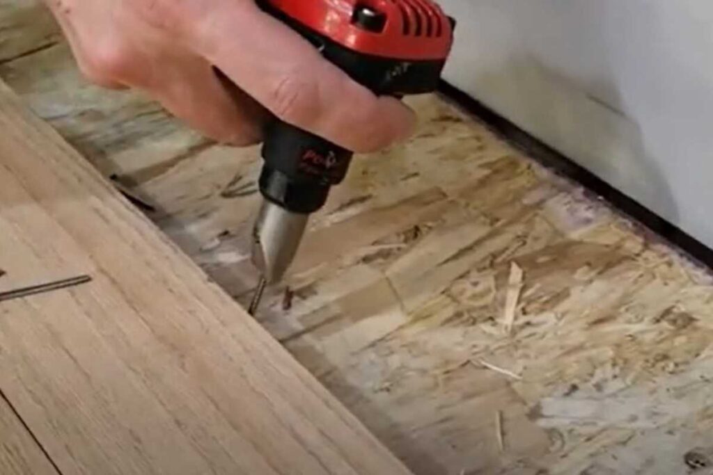 How to use a palm nailer